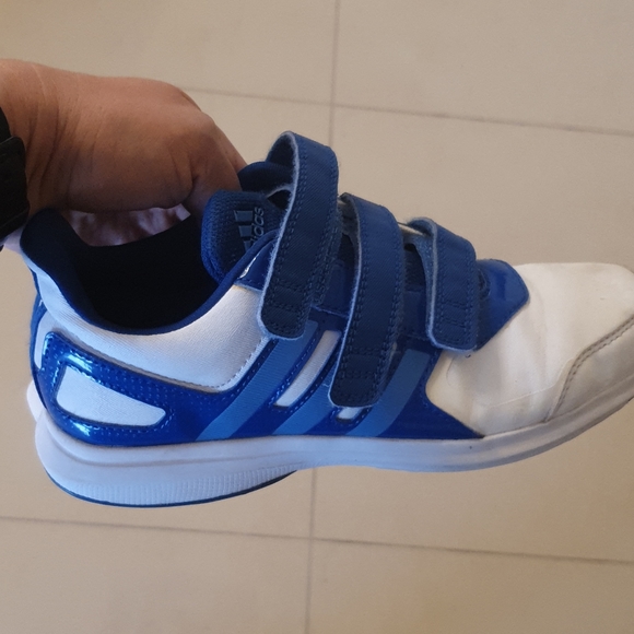adidas boys sneakers